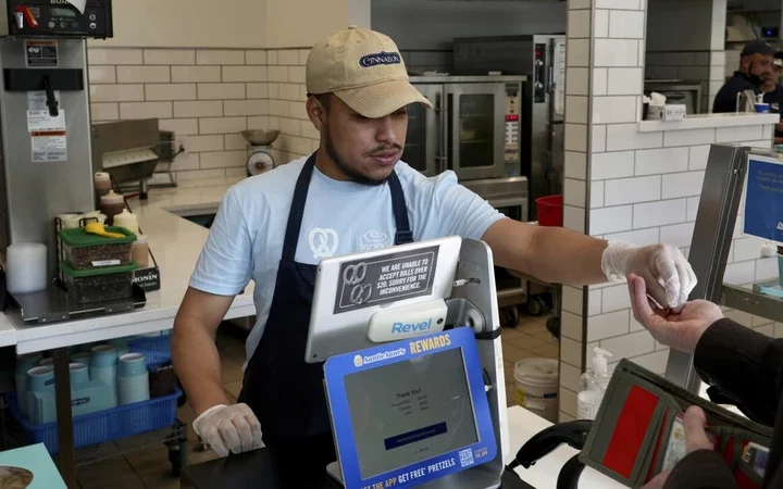 California Raises the Stakes: Fast Food Workers to Enjoy $20 Minimum Wage