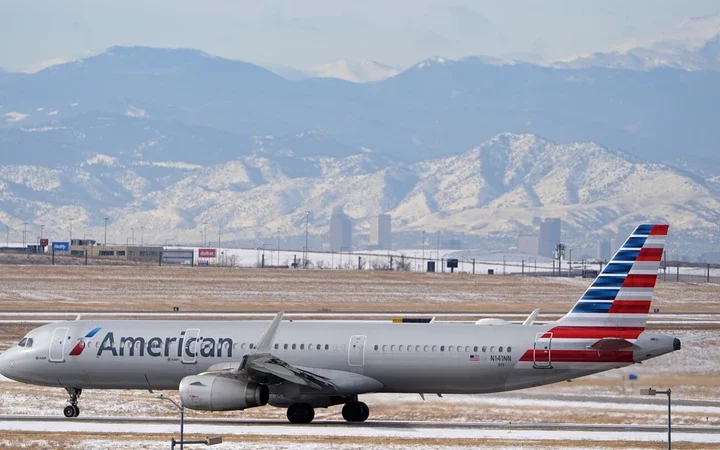 American Airlines Faces Turbulence: Chief Commercial Officer Exits as 2Q Forecasts Dip