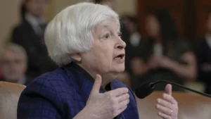 Yellen's Democracy Warning: How Political Risks Threaten US Economic Growth
