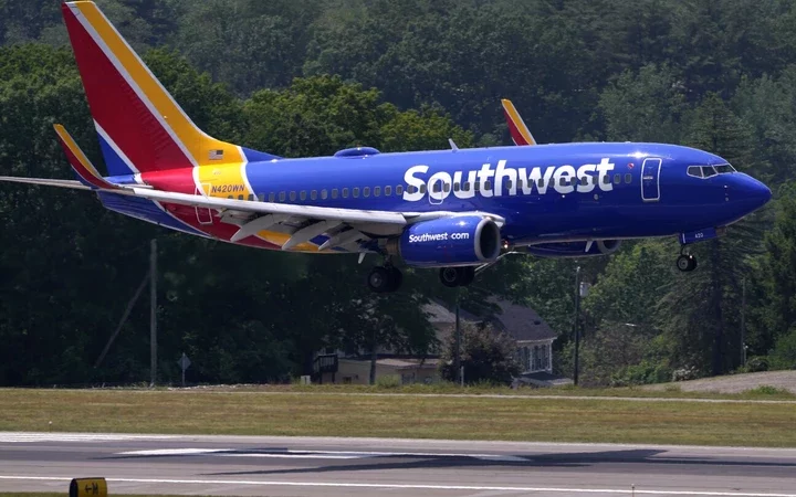 Southwest Airlines Fights Back: Activist Investor Elliott Encounters 'Poison Pill'