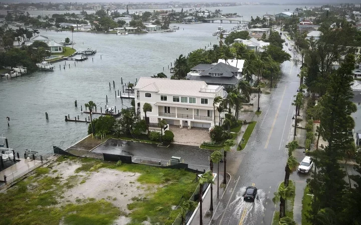 Hurricane Debby Hits Florida: Cat 1 Storm Sparks Flood Fears