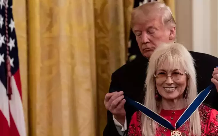 Trump Sparks Outrage: Medal of Freedom Comparison Draws Criticism from Veterans and Democrats